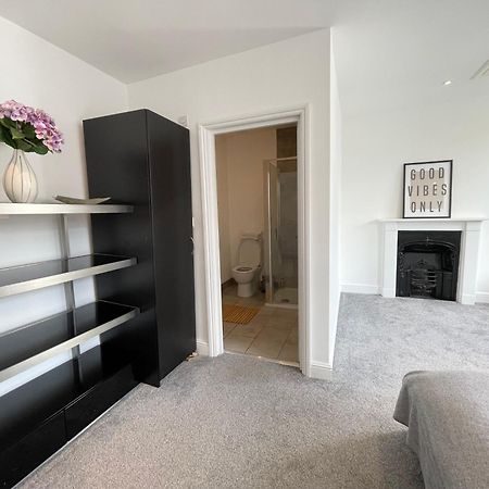 Victoria Maisonette Apartment 伦敦 外观 照片