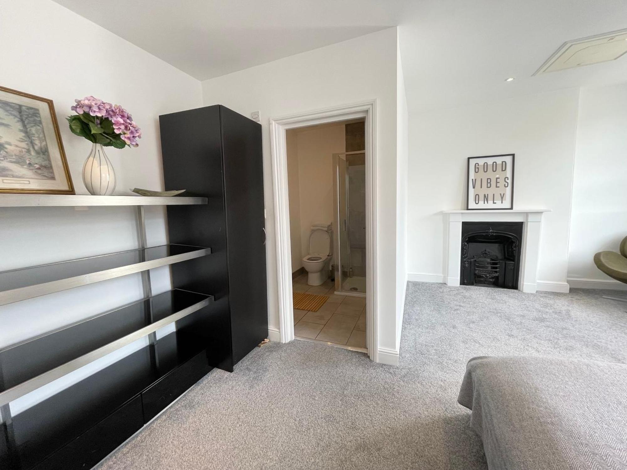 Victoria Maisonette Apartment 伦敦 外观 照片